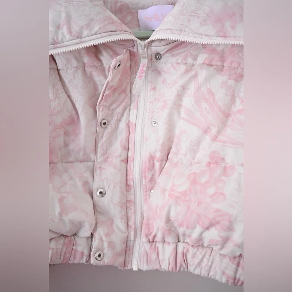 Selkie The Castle Pink Floral Marshmallow Puffer Womens Large Jacket- coquette - Picture 11 of 16